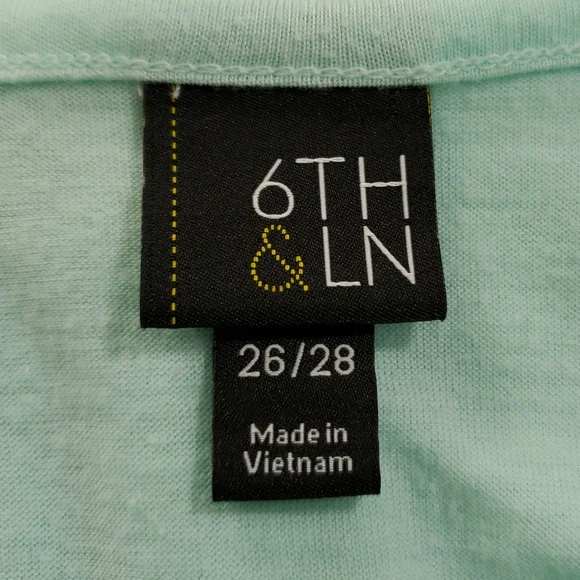 6th & Lane by Lane Bryant Asymmetric Top - Picture 11 of 13